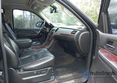 2008 Cadillac Escalade Standard from USA, damaged, VIN 1GYFK63828R206219